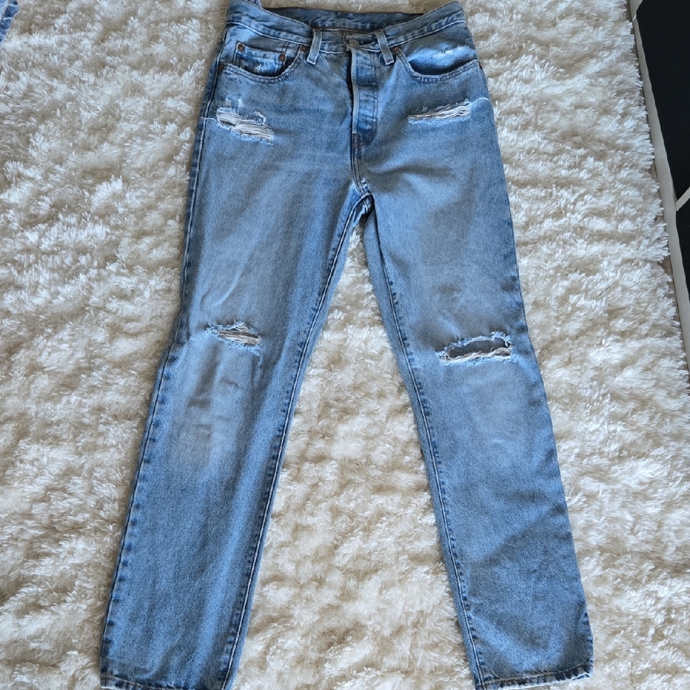 Levi's Classic Light Blue Denim Jeans